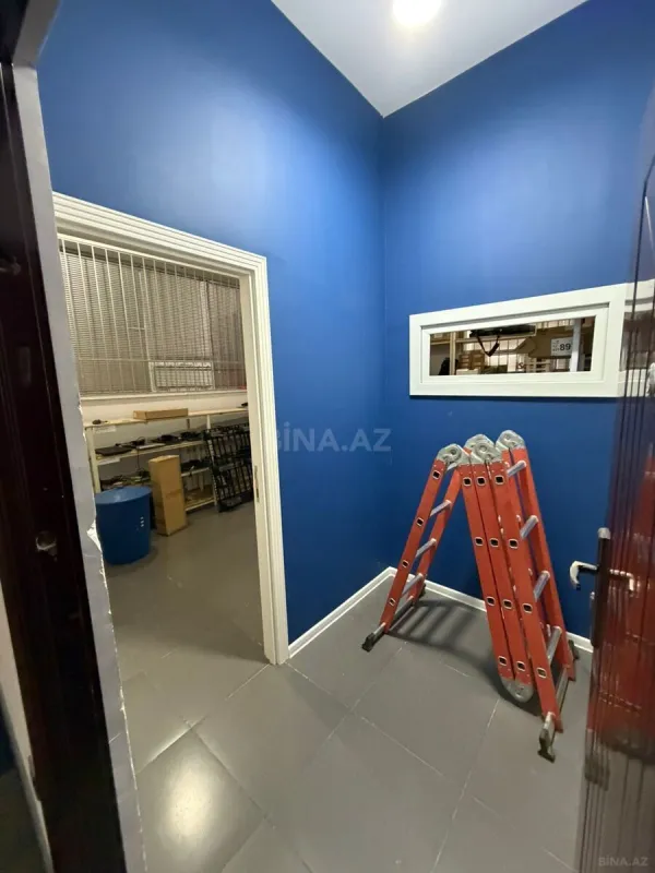 Satılır obyekt 200 m²