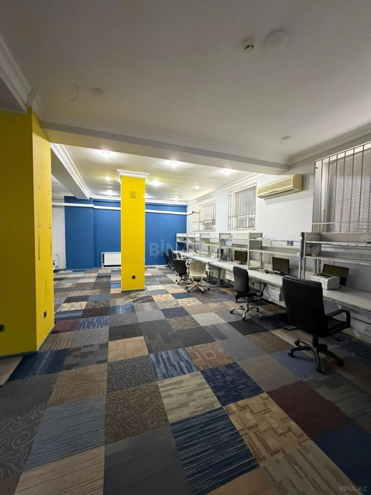 Satılır obyekt 200 m²