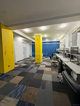 Satılır obyekt 200 m²