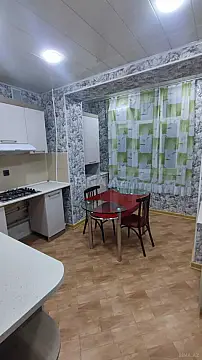 Kirayə verilir 3 otaqlı mənzil 80 m²