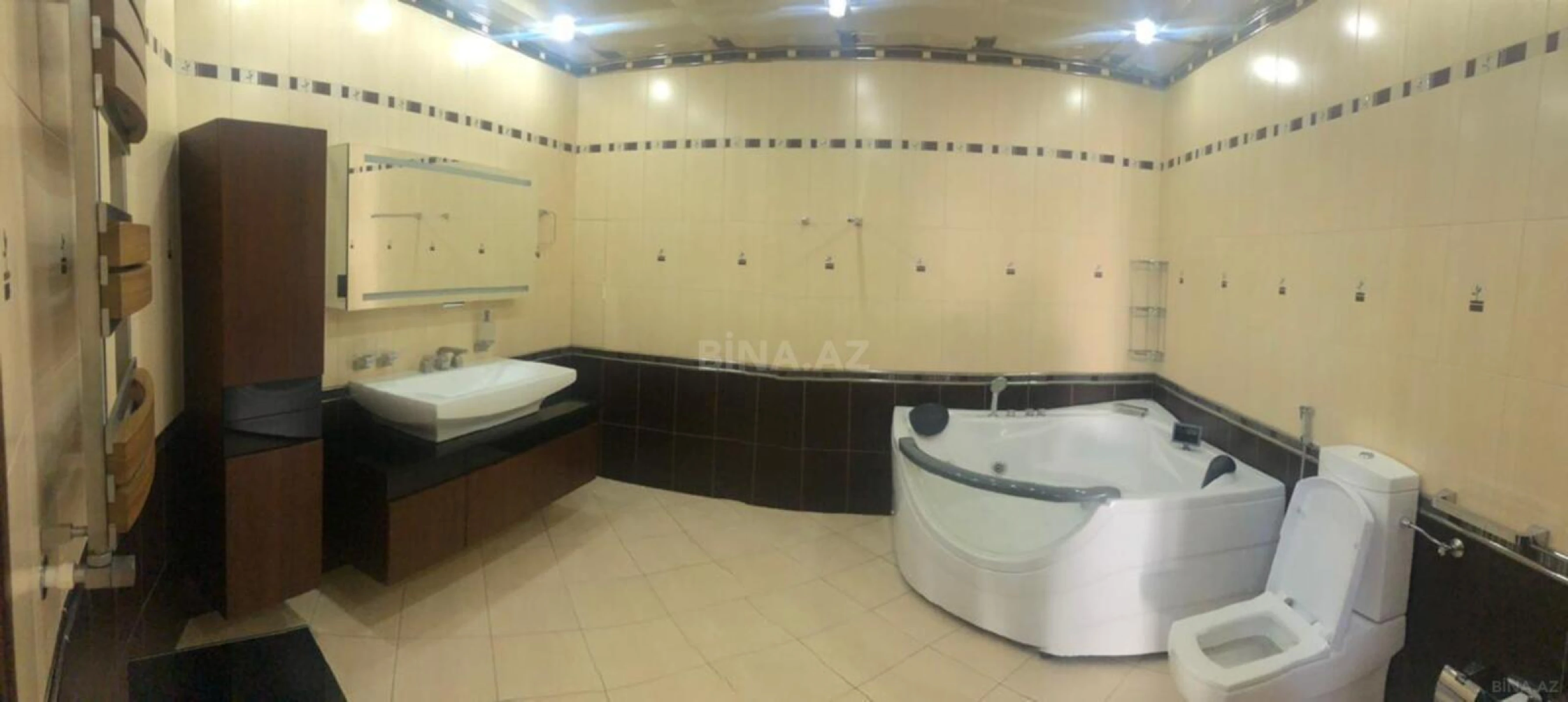 Satılır 4 otaqlı mənzil 250 m²