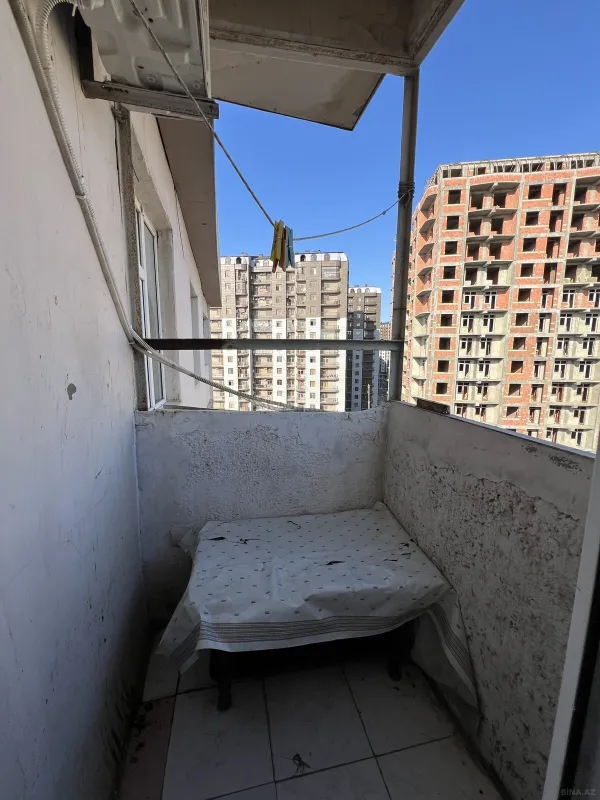 Satılır 2 otaqlı mənzil 65 m²