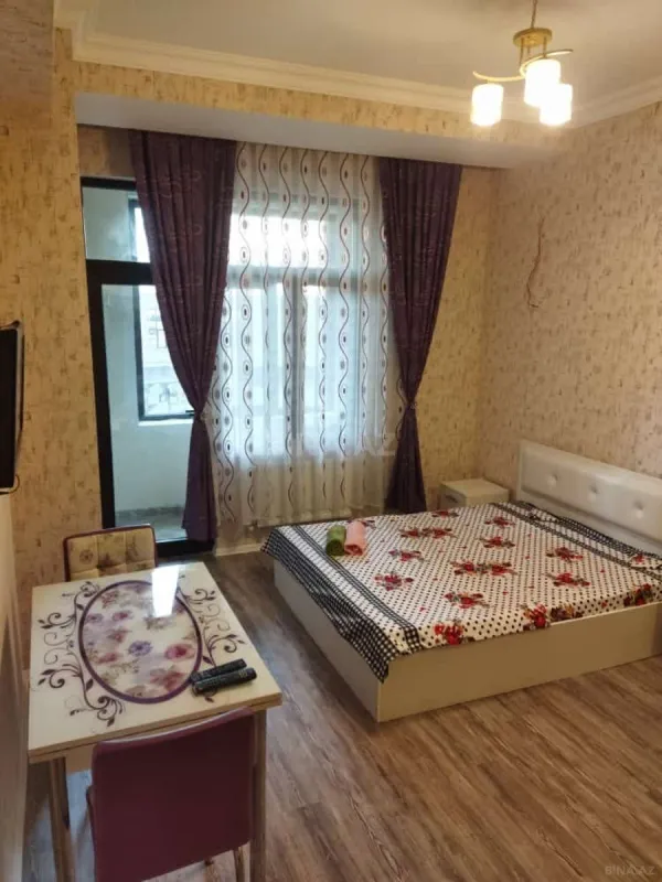 Kirayə verilir 1 otaqlı mənzil 40 m²