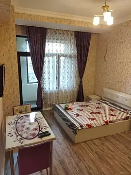 Kirayə verilir 1 otaqlı mənzil 40 m²