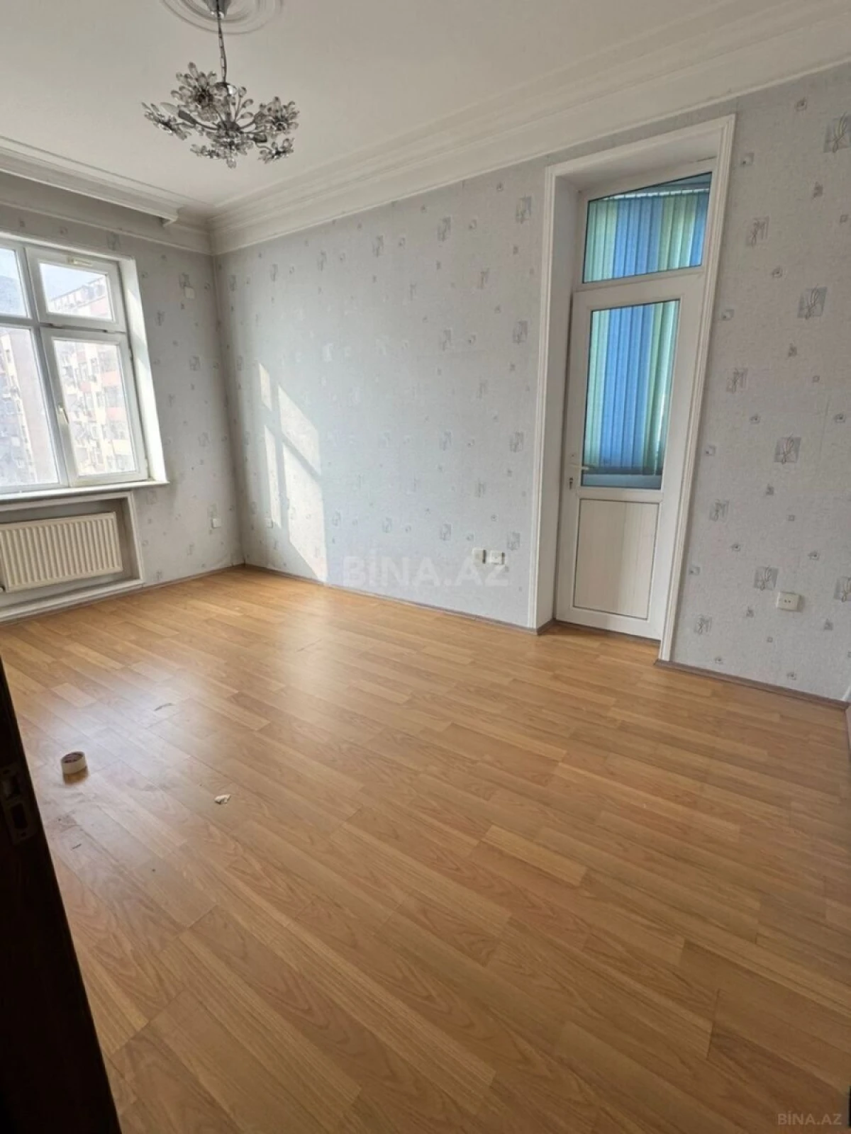 Satılır 3 otaqlı mənzil 115 m²