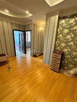 Satılır 3 otaqlı mənzil 115 m²