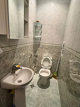 Satılır 3 otaqlı mənzil 115 m²