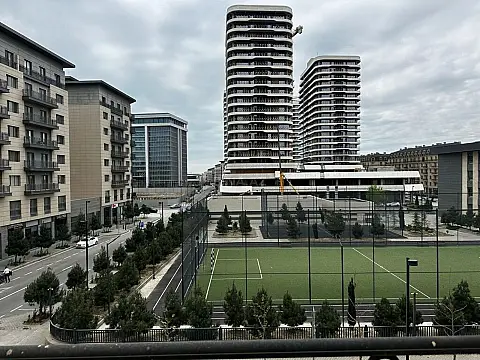 Satılır 3 otaqlı mənzil 101 m² — Bakı 3 otaq 101.00 m²