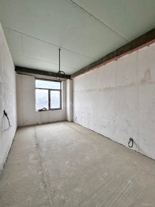 Satılır 3 otaqlı mənzil 101 m²