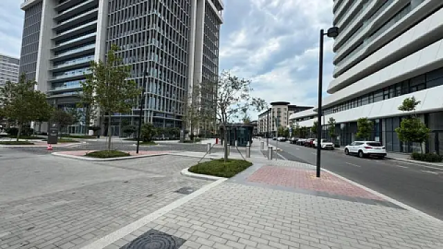 Satılır 3 otaqlı mənzil 101 m²