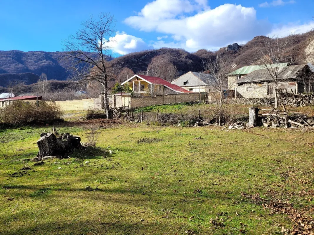 Satılır torpaq sahəsi 9 m²