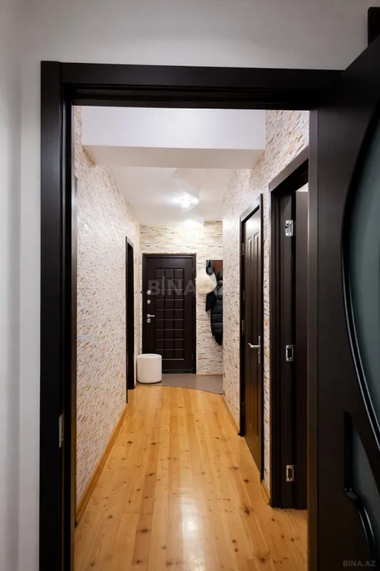 Satılır 3 otaqlı mənzil 92 m²