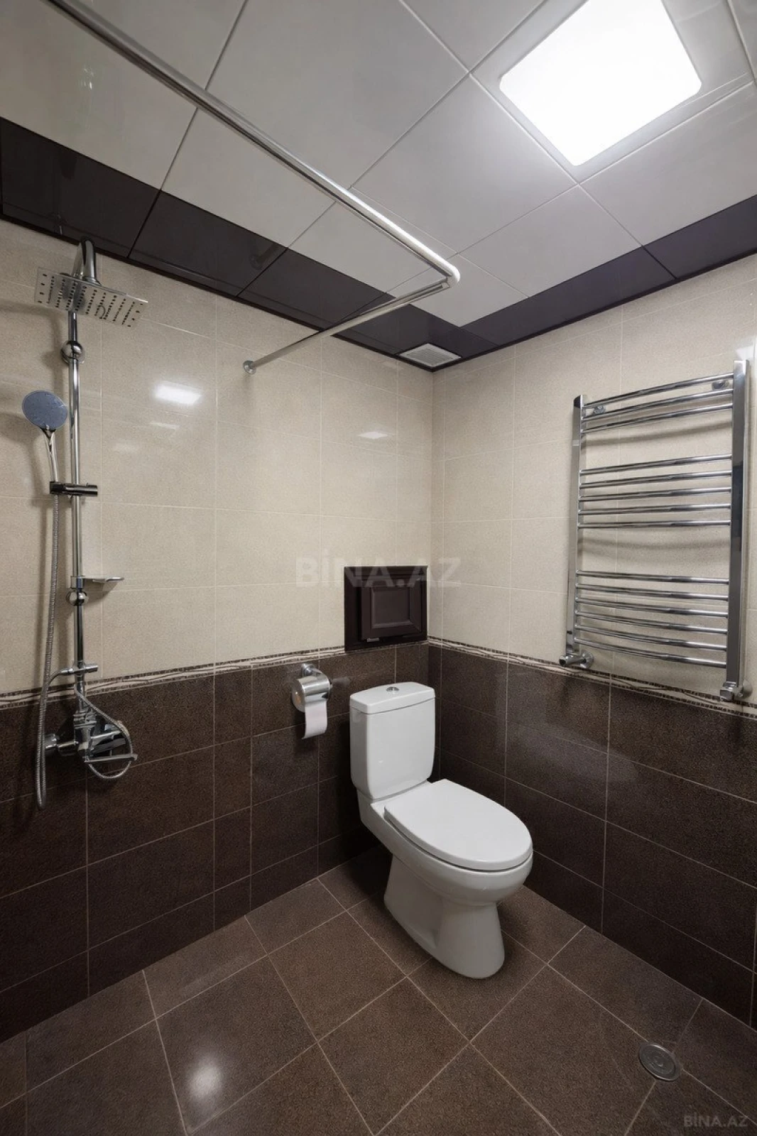 Satılır 3 otaqlı mənzil 92 m²