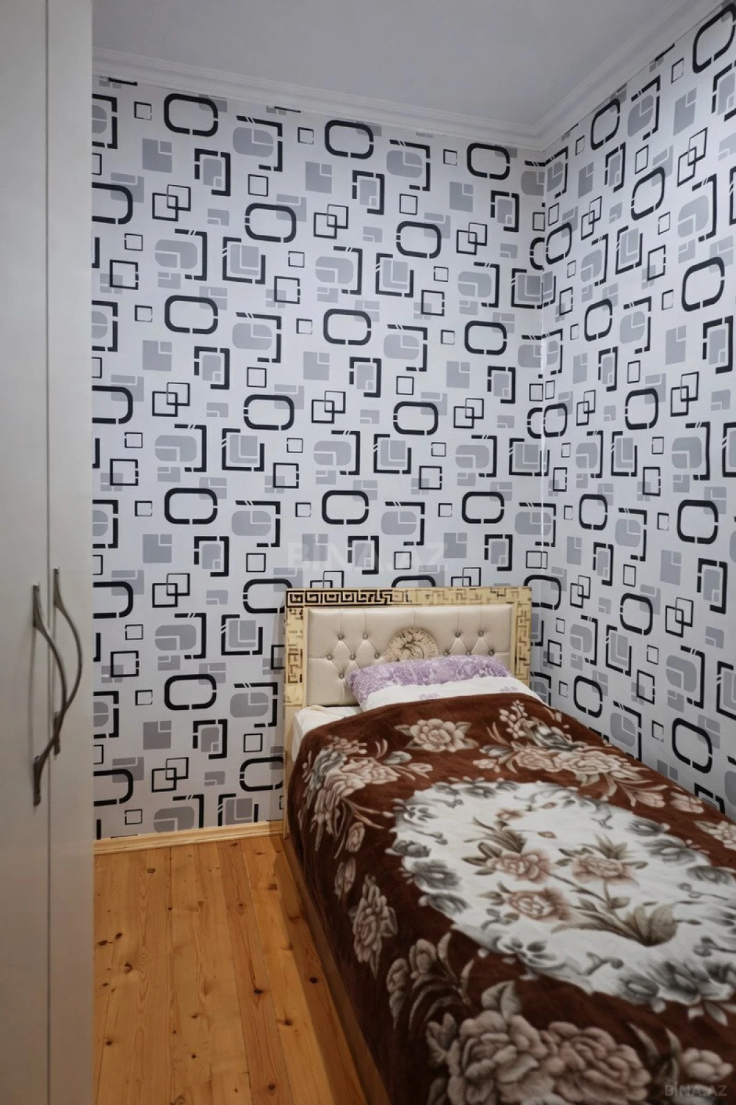 Satılır 3 otaqlı mənzil 92 m²