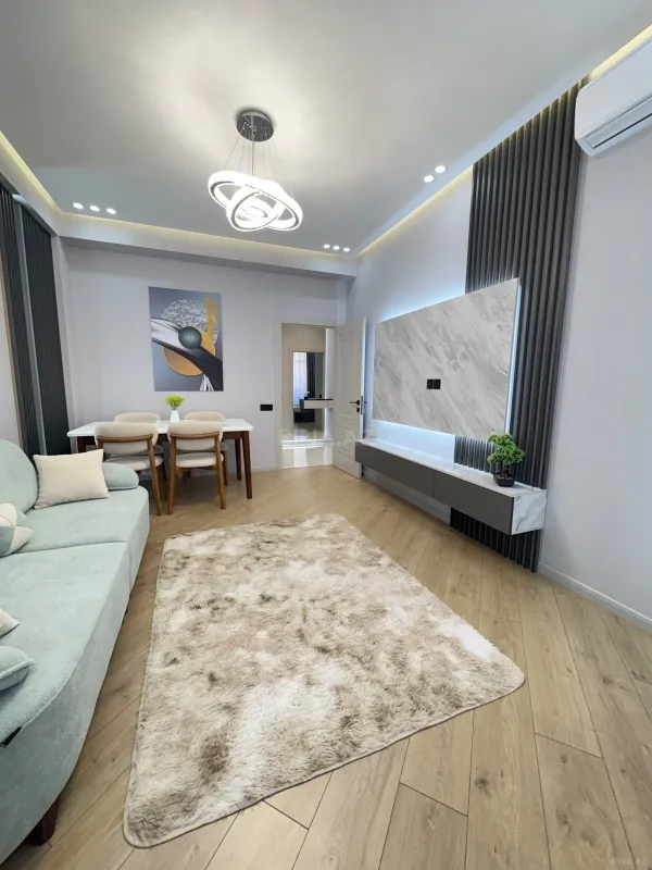 Satılır 2 otaqlı mənzil 55 m²