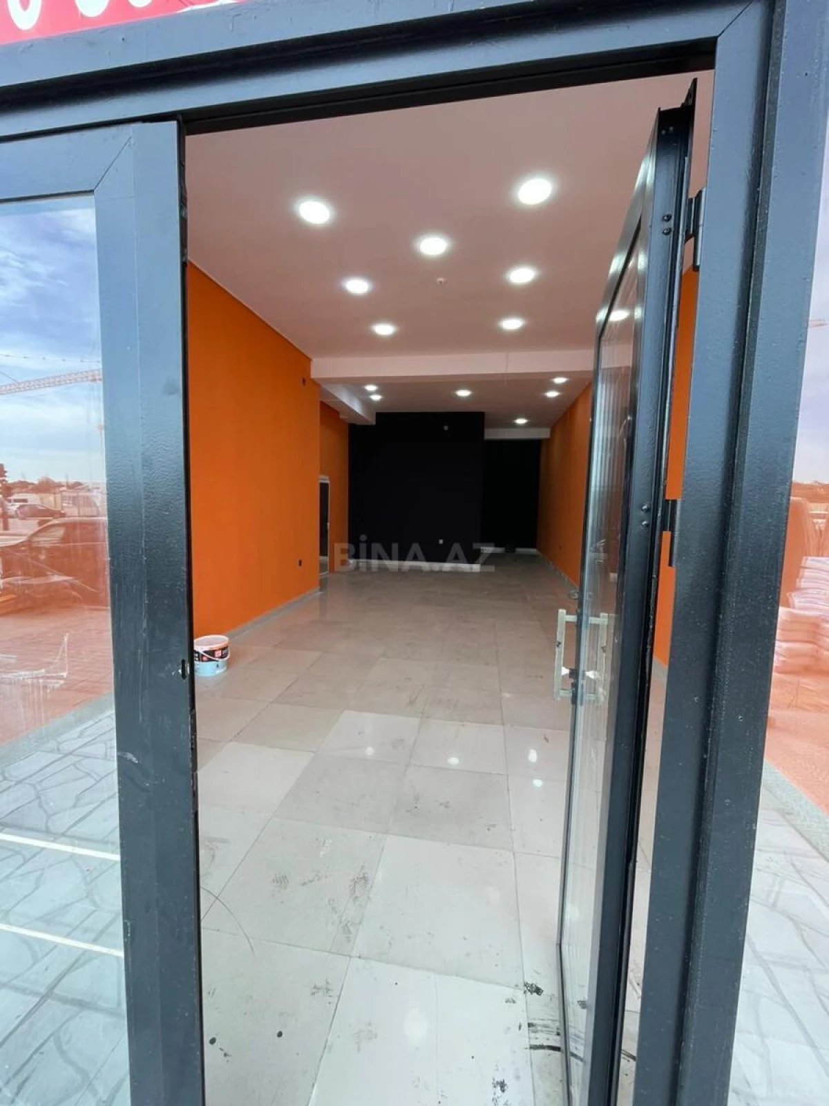 Kirayə verilir obyekt 70 m²