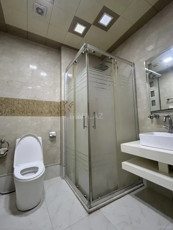 Satılır 3 otaqlı mənzil 94 m²