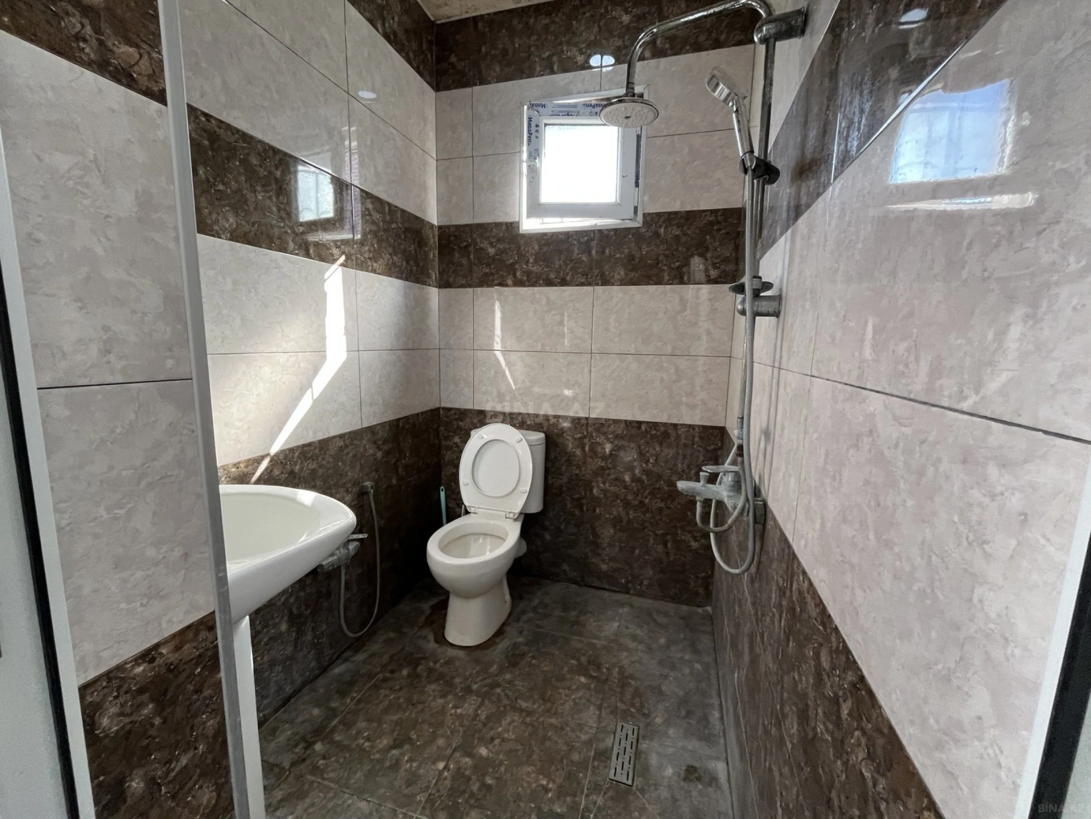Satılır 3 otaqlı həyət evi 60 m²