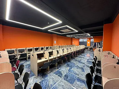 Kirayə verilir obyekt 500 m²