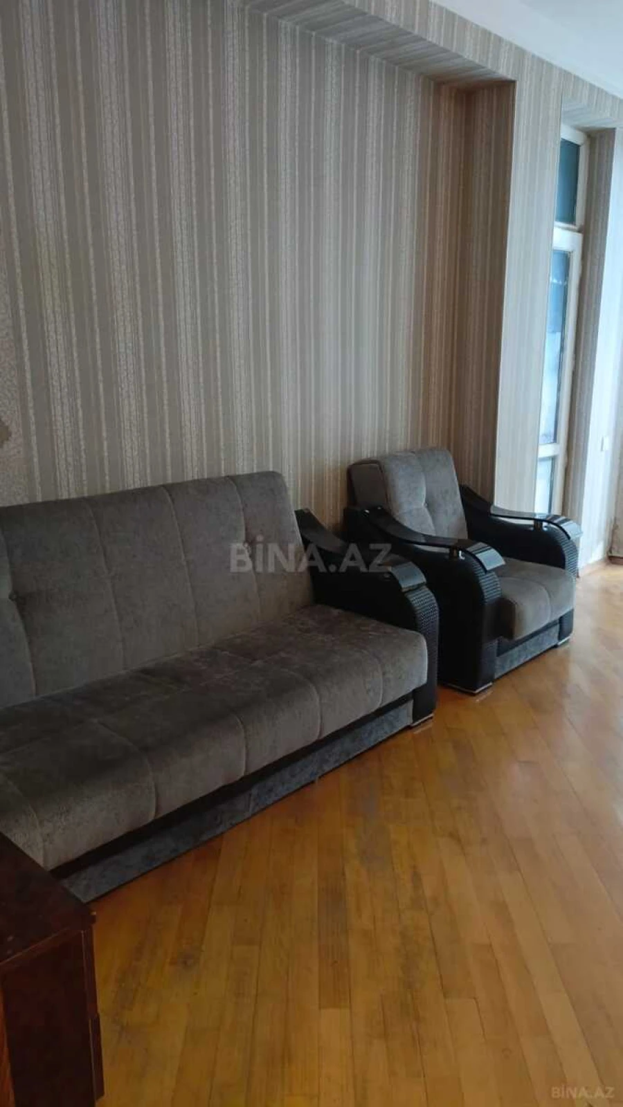 Satılır 2 otaqlı mənzil 82 m²