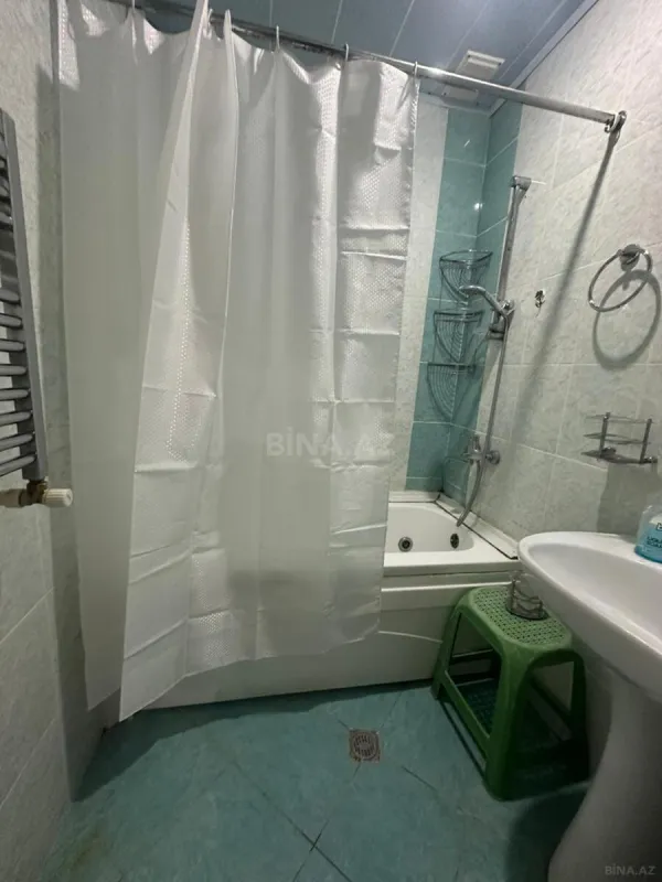 Satılır 2 otaqlı mənzil 82 m²