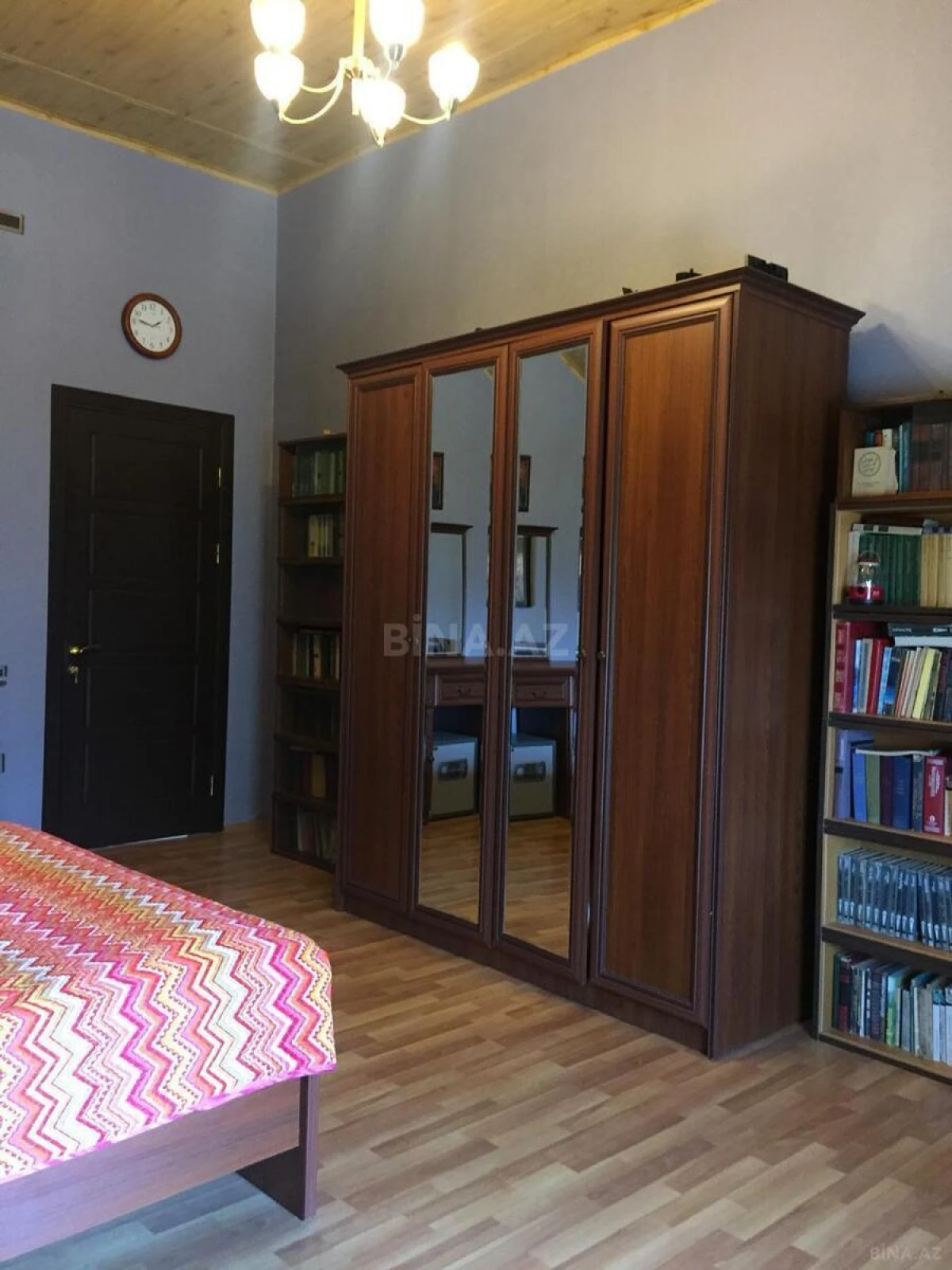 Satılır 4 otaqlı həyət evi 350 m²