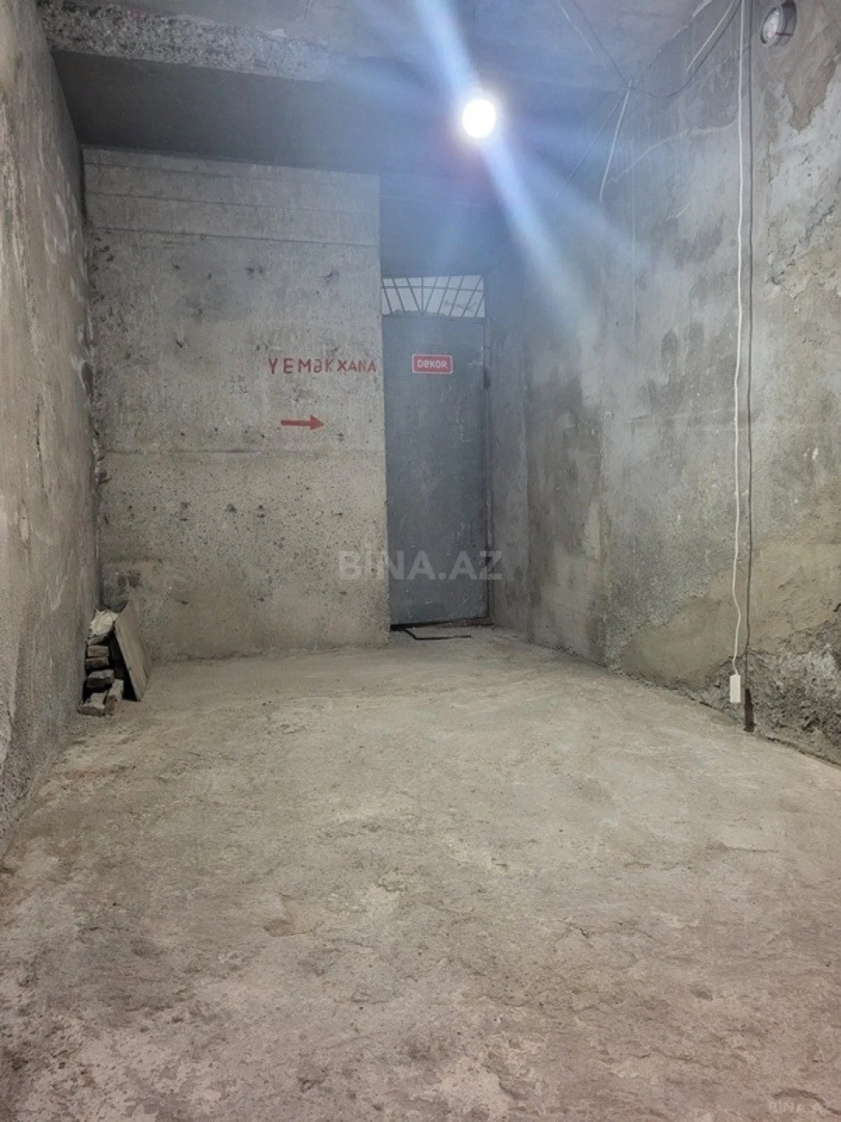 Satılır obyekt 80 m²