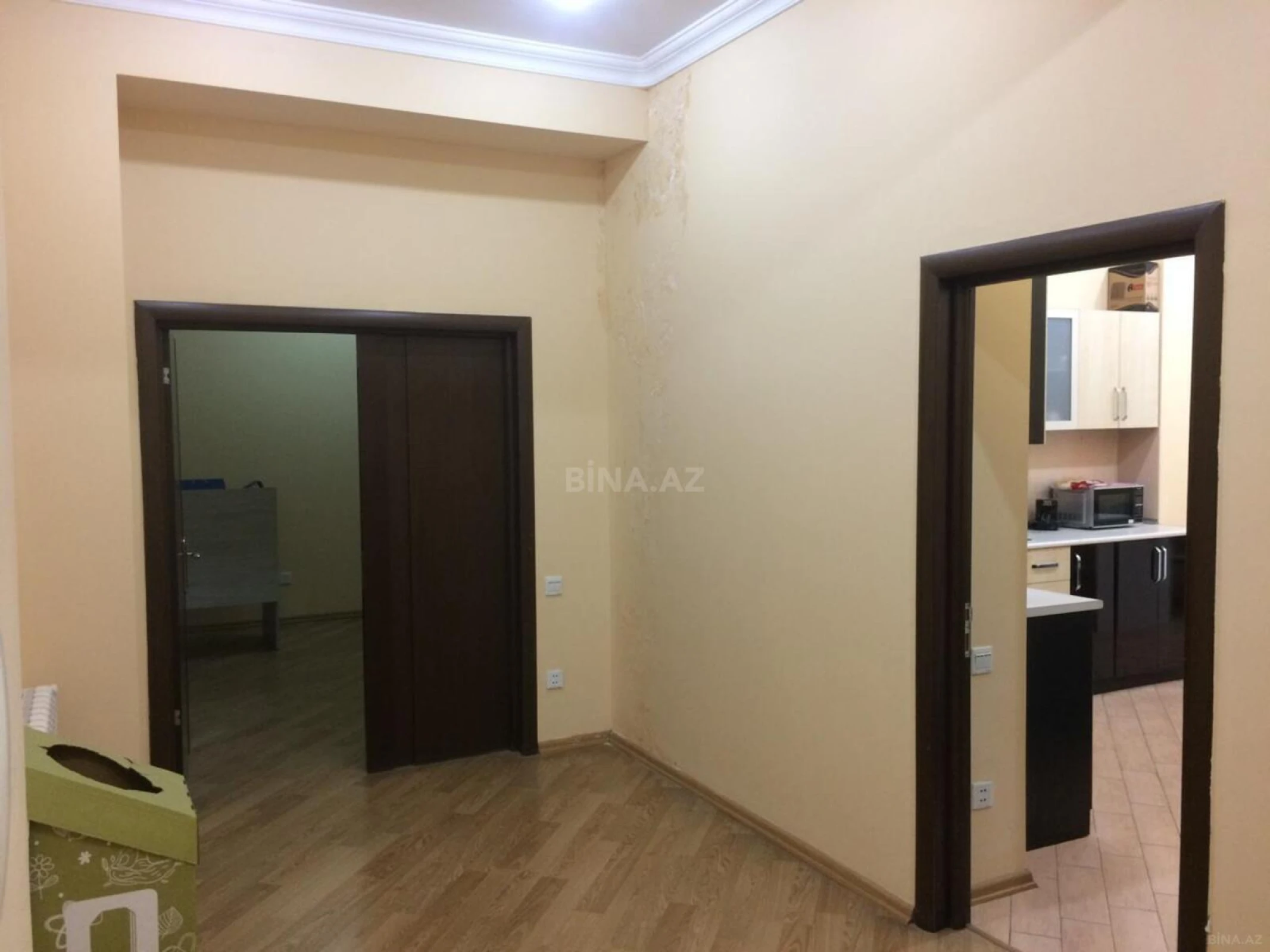 Kirayə verilir 3 otaqlı ofis 161 m²