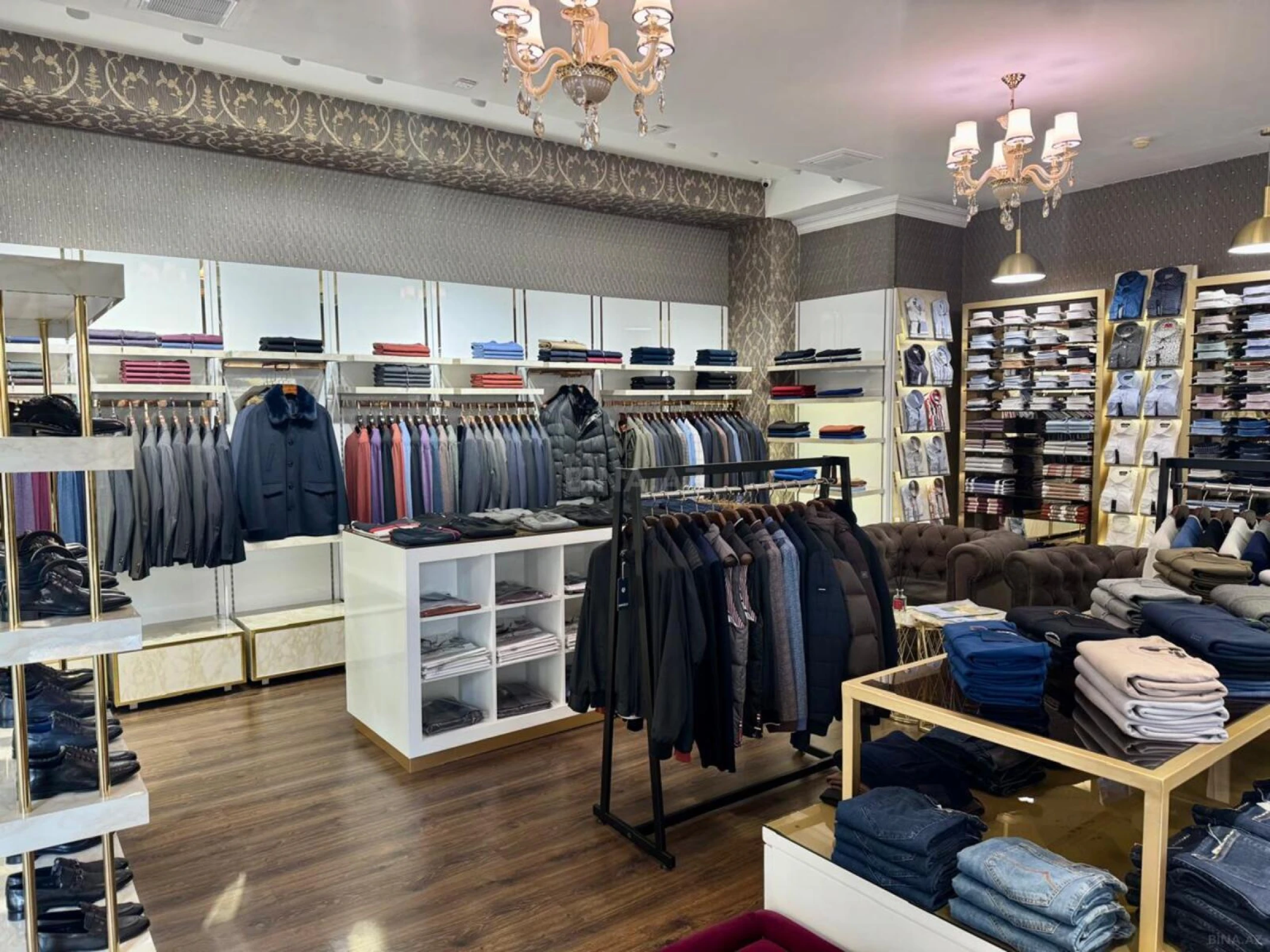 Satılır obyekt 140 m²