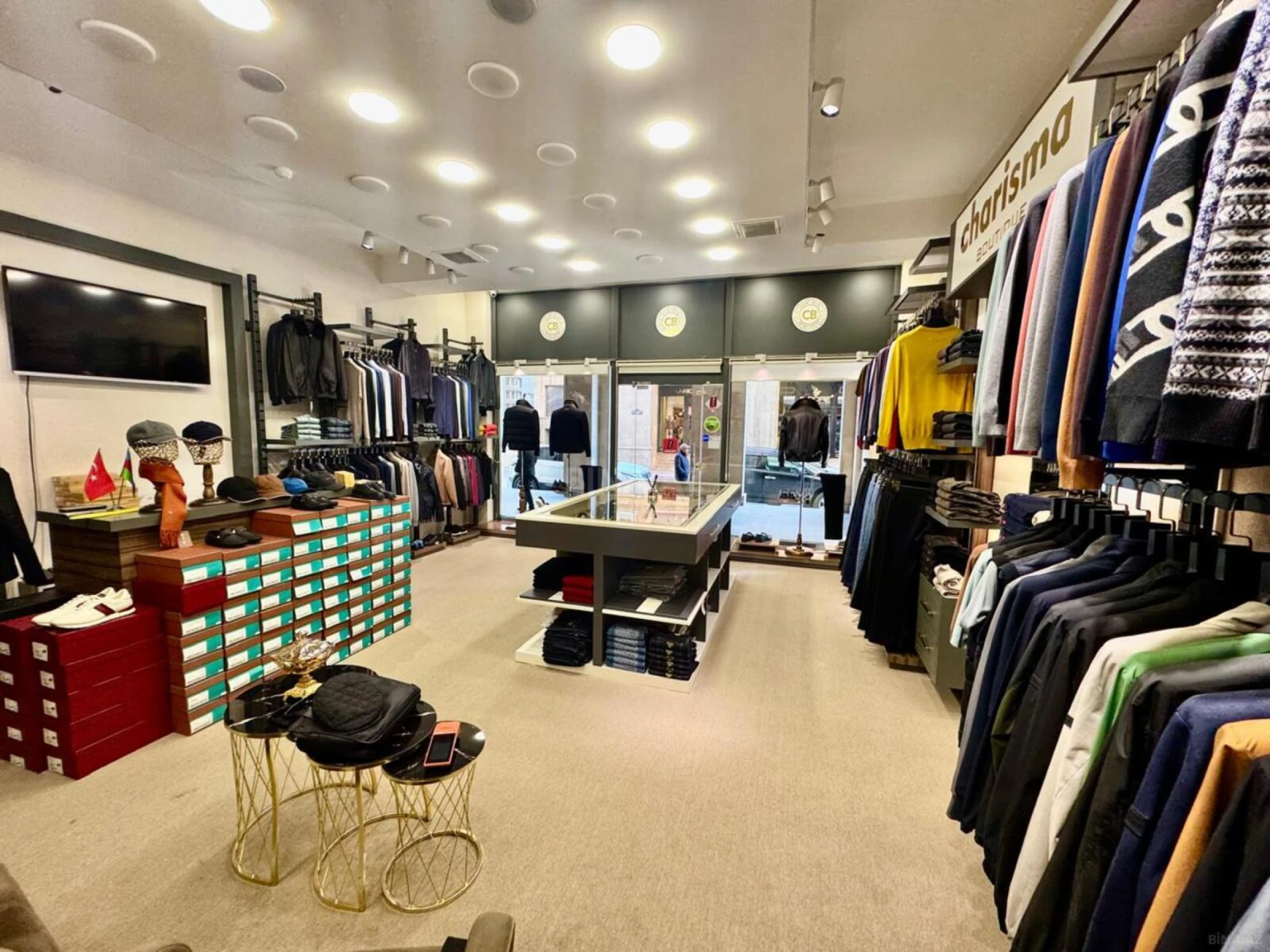 Satılır obyekt 140 m²