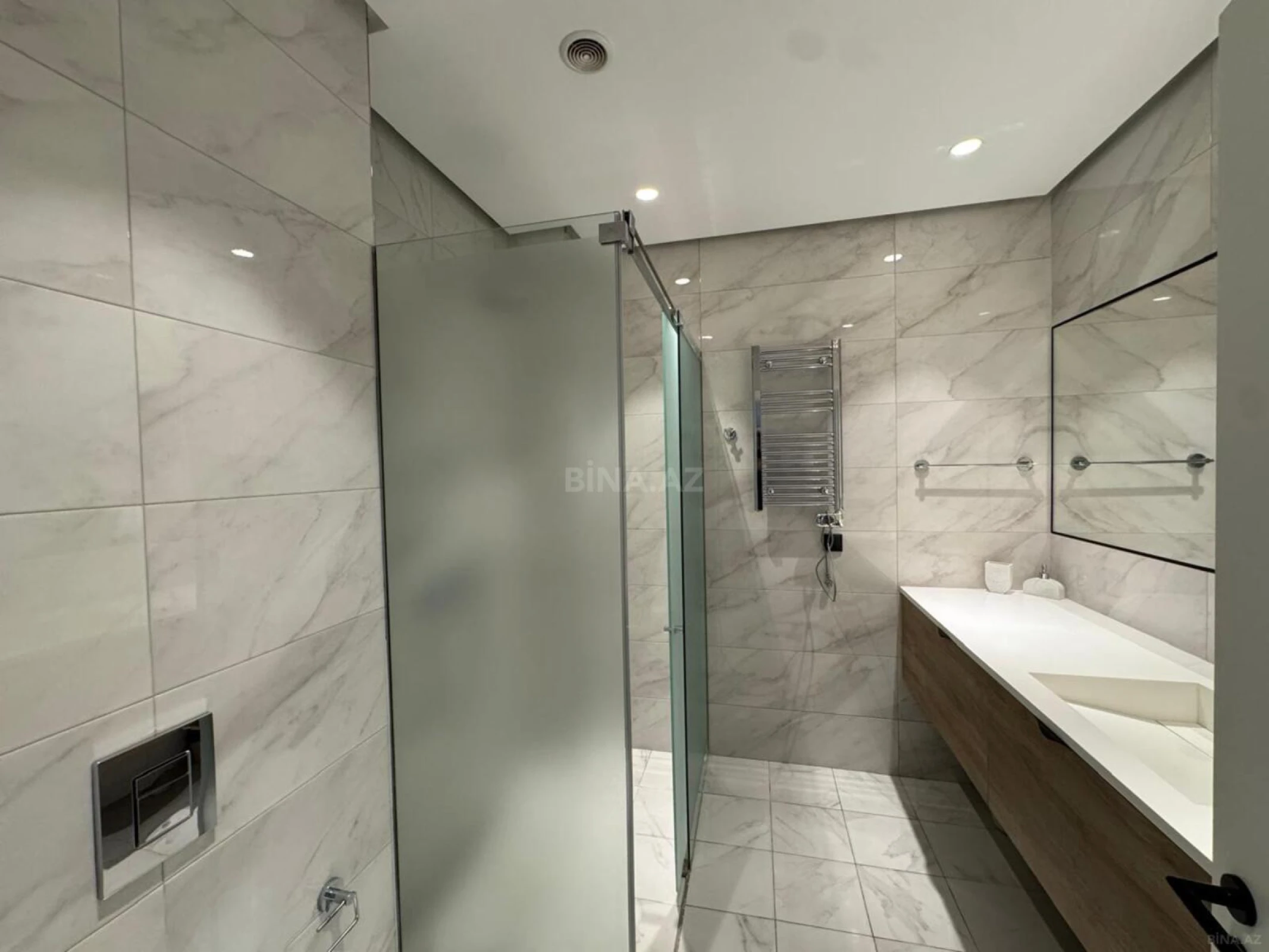 Satılır 1 otaqlı mənzil 50 m²