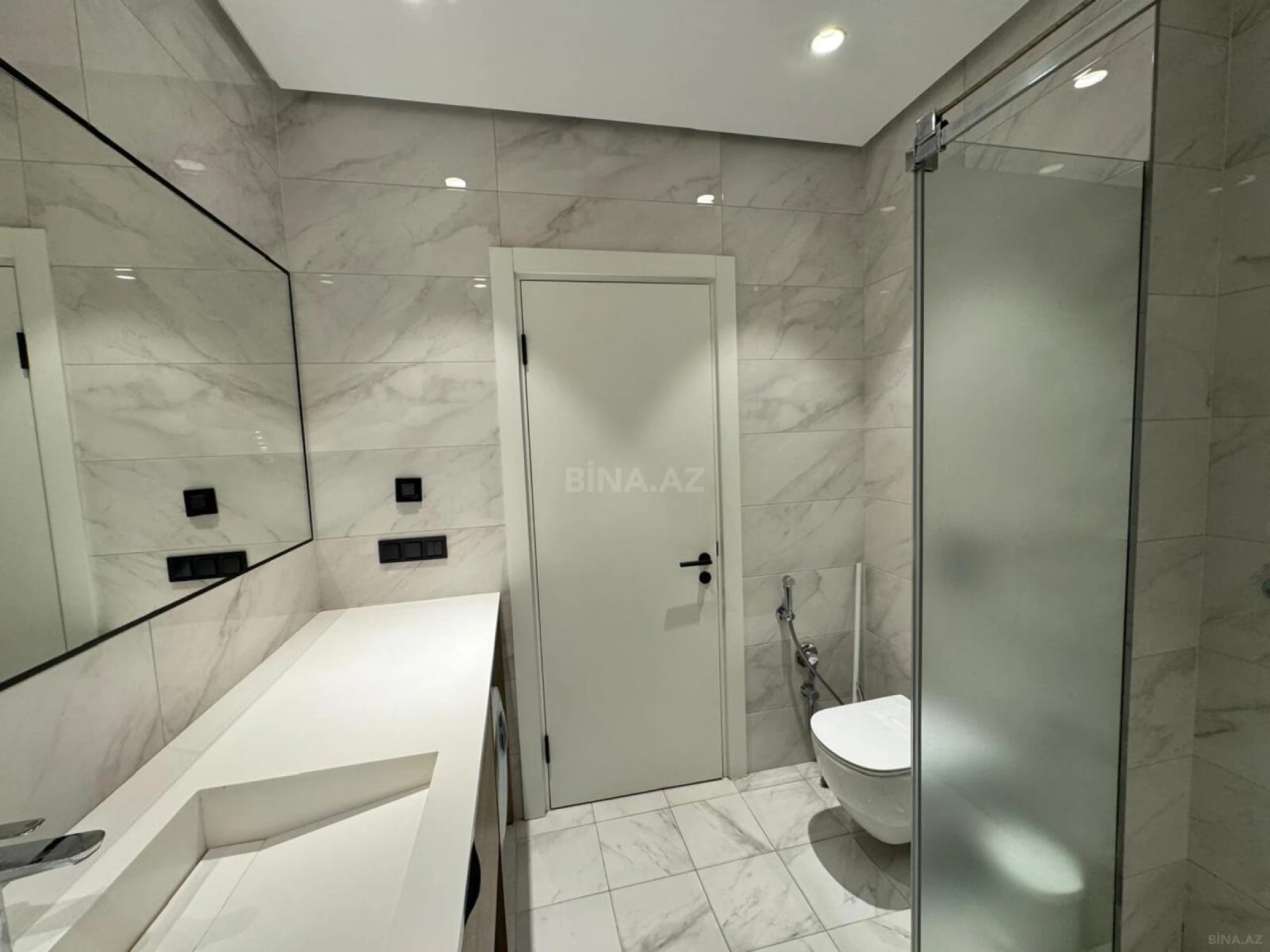 Satılır 1 otaqlı mənzil 50 m²