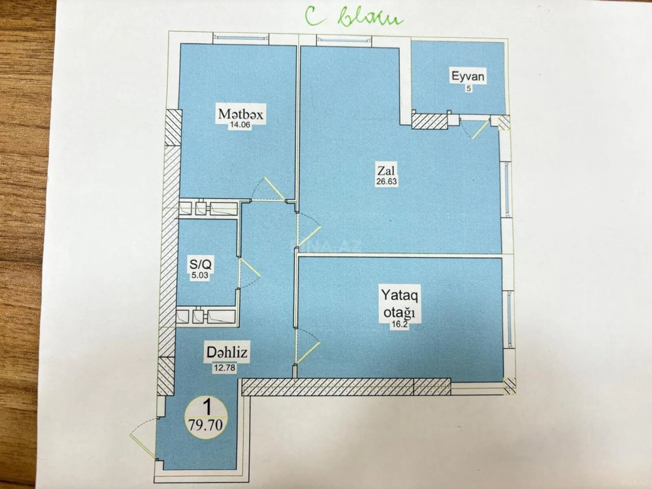 Satılır 2 otaqlı mənzil 80 m²