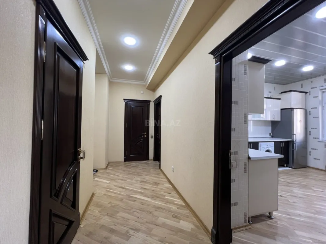 Satılır 2 otaqlı mənzil 88 m²