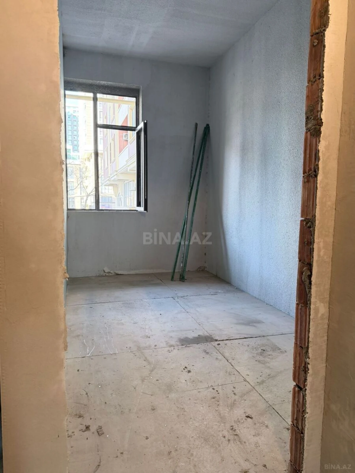 Satılır obyekt 14 m²