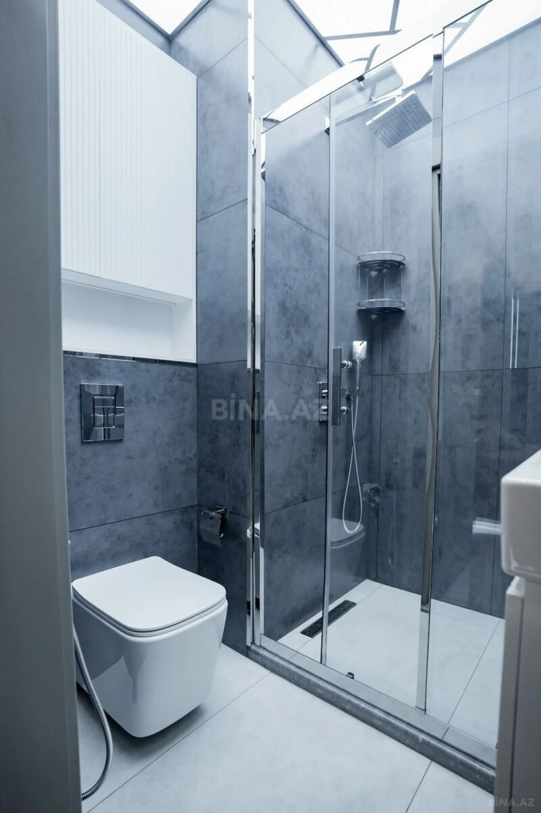 Kirayə verilir 3 otaqlı mənzil 125 m²