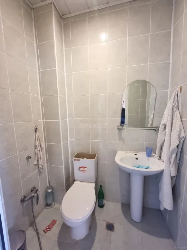 Satılır 3 otaqlı mənzil 122 m²