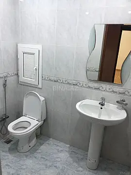 Kirayə verilir 4 otaqlı ofis 200 m²