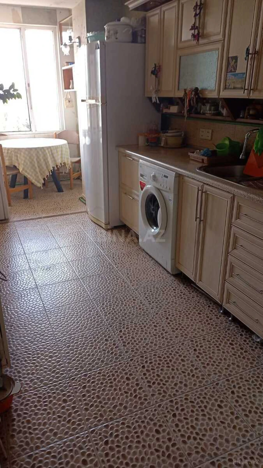 Satılır 3 otaqlı mənzil 81 m²