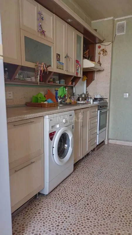 Satılır 3 otaqlı mənzil 81 m²