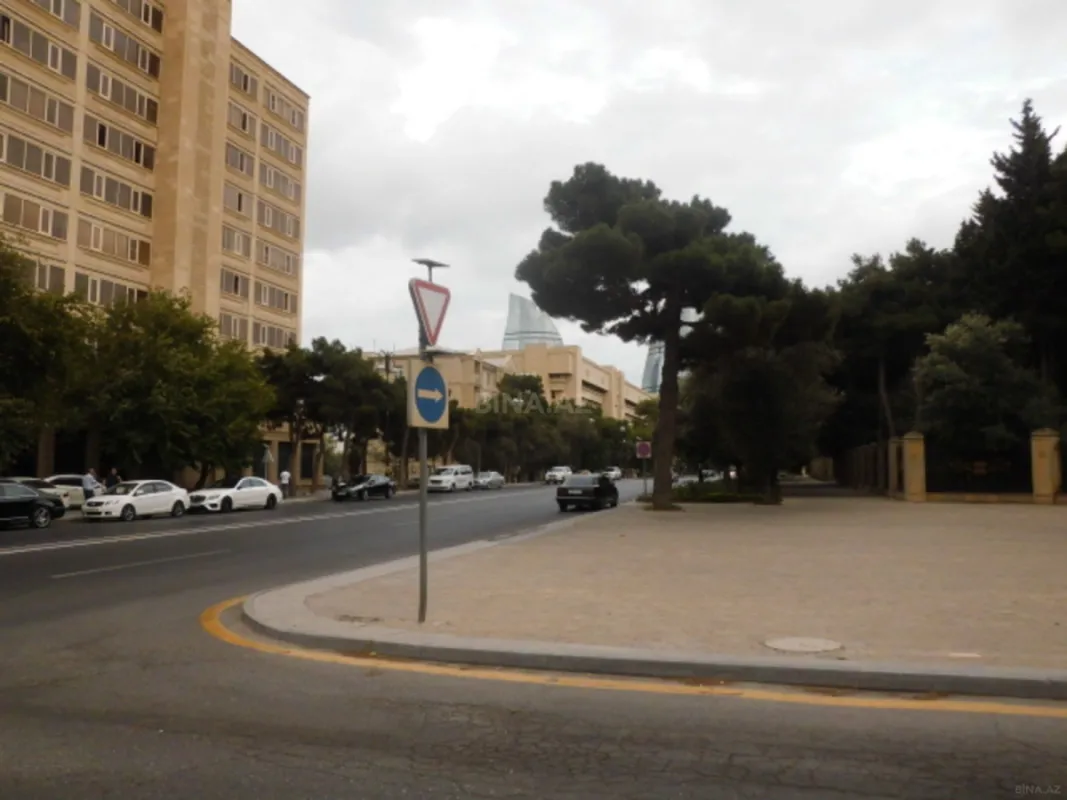 Satılır 3 otaqlı mənzil 85 m²