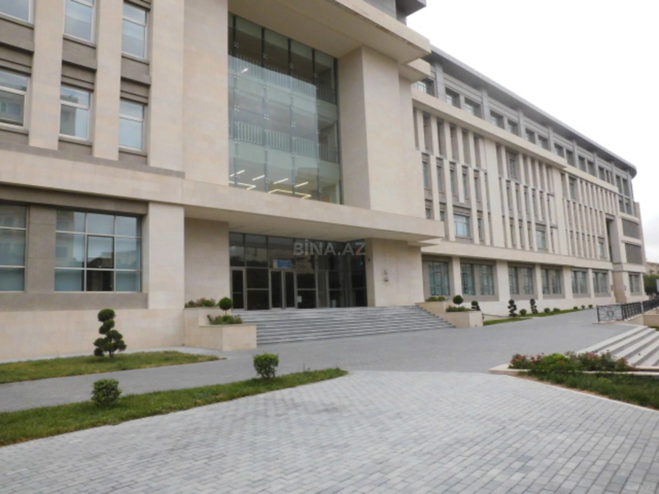 Satılır 3 otaqlı mənzil 85 m²