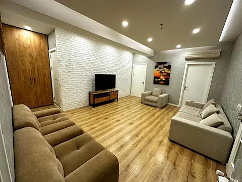 Satılır 4 otaqlı mənzil 126 m² — Bakı, Əhmədli 4 otaq 126.00 m²