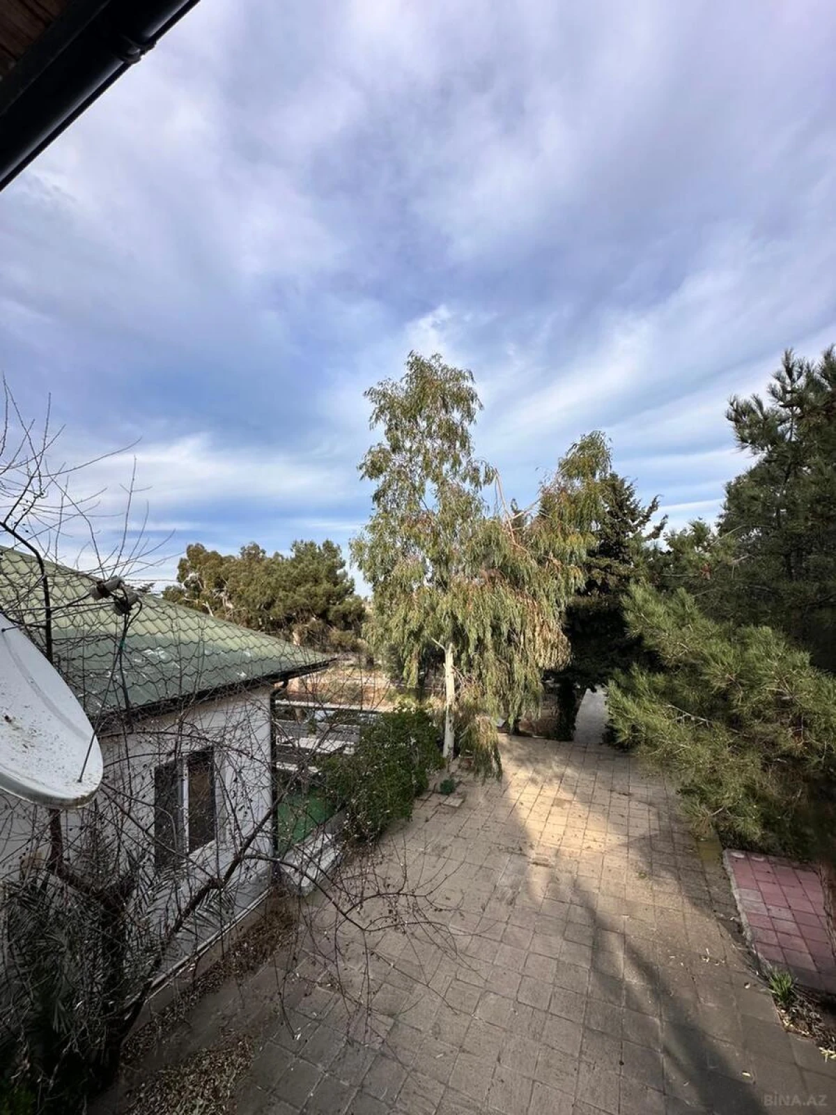 Satılır 11 otaqlı həyət evi 170 m²