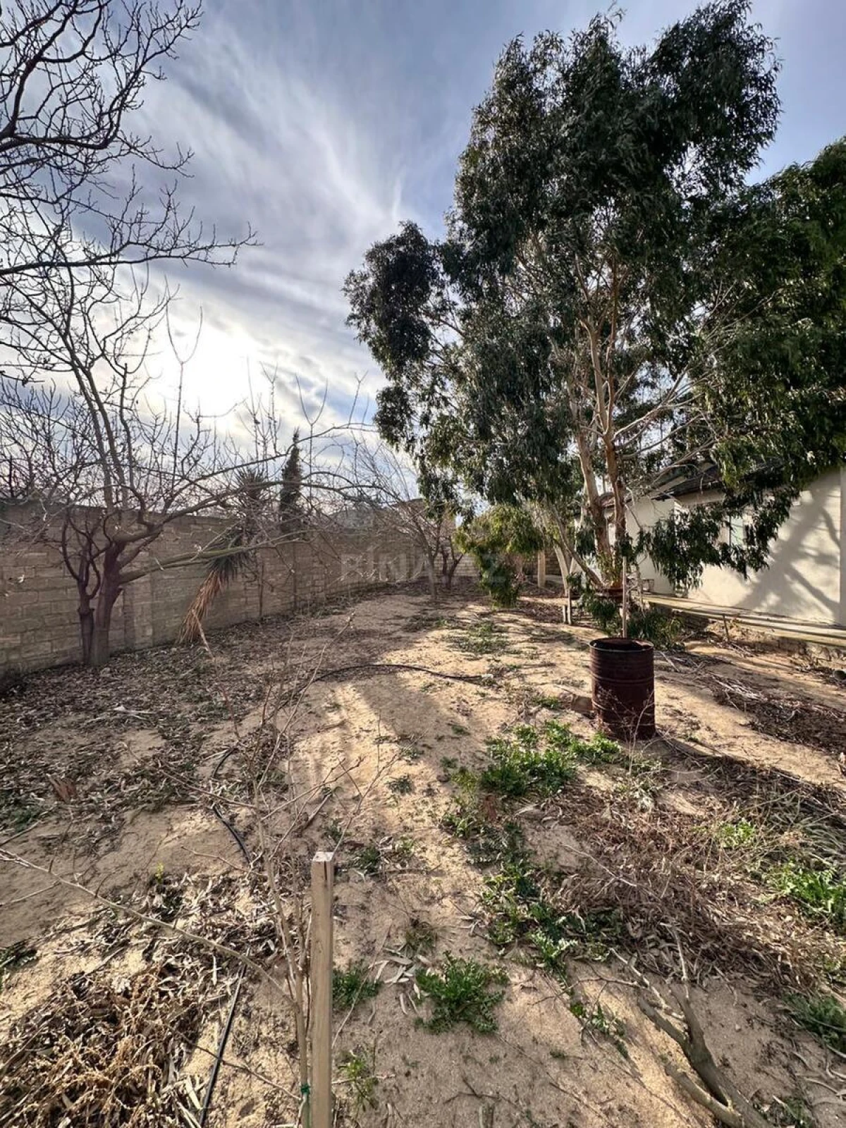 Satılır 11 otaqlı həyət evi 170 m²