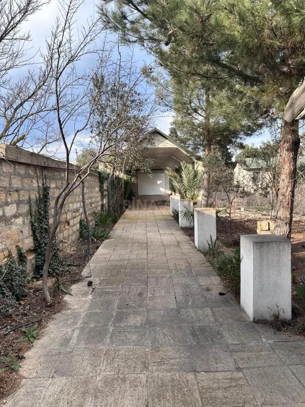 Satılır 11 otaqlı həyət evi 170 m²