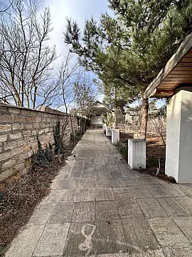 Satılır 11 otaqlı həyət evi 170 m²