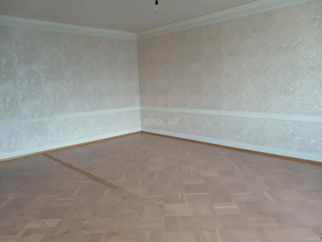 Kirayə verilir 10 otaqlı həyət evi 350 m²