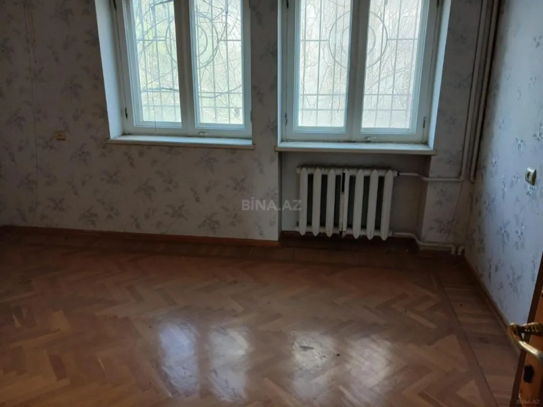 Kirayə verilir 10 otaqlı həyət evi 350 m²