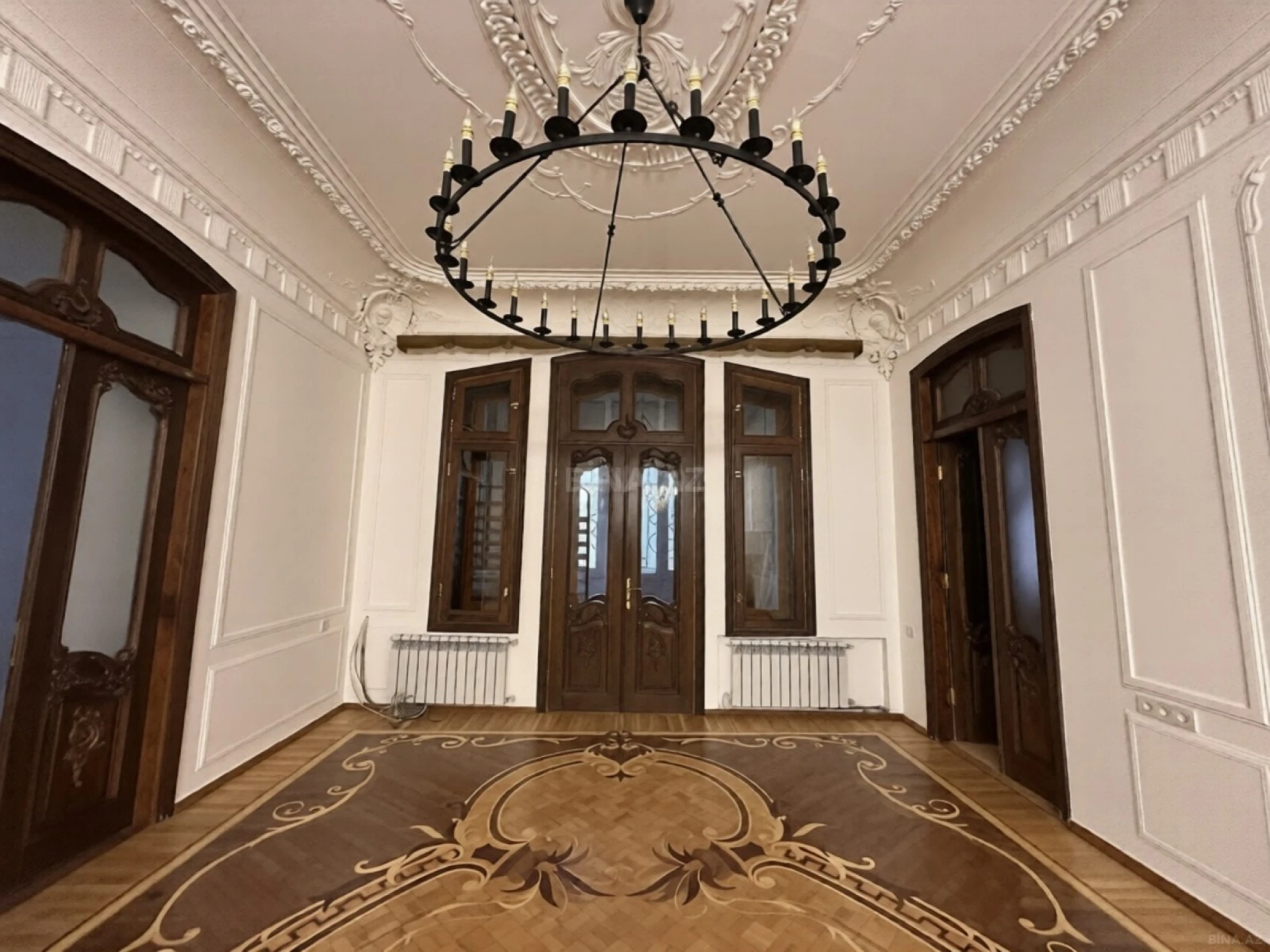 Kirayə verilir 5 otaqlı ofis 200 m²